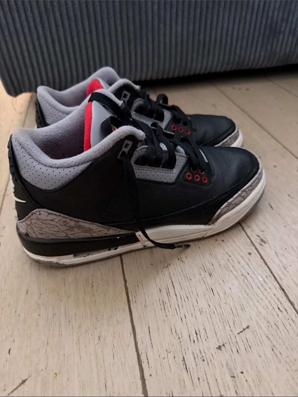 JORDAN 3 RETRO OG GS 'BLACK CEMENT'